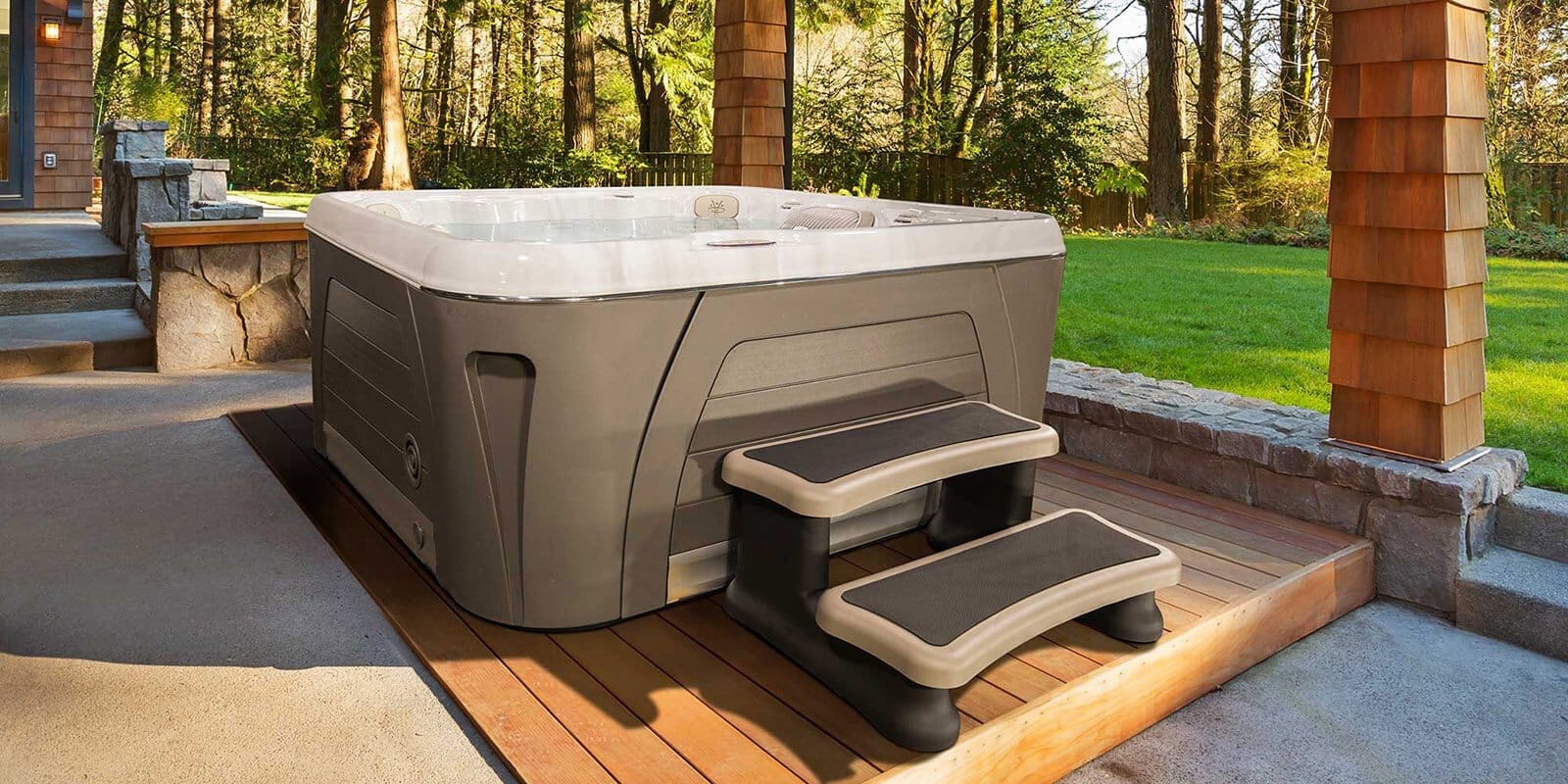 Hydropool Serenity 6600 — 6-7 person hot tub with 2 captain seats and 4 massage zones
