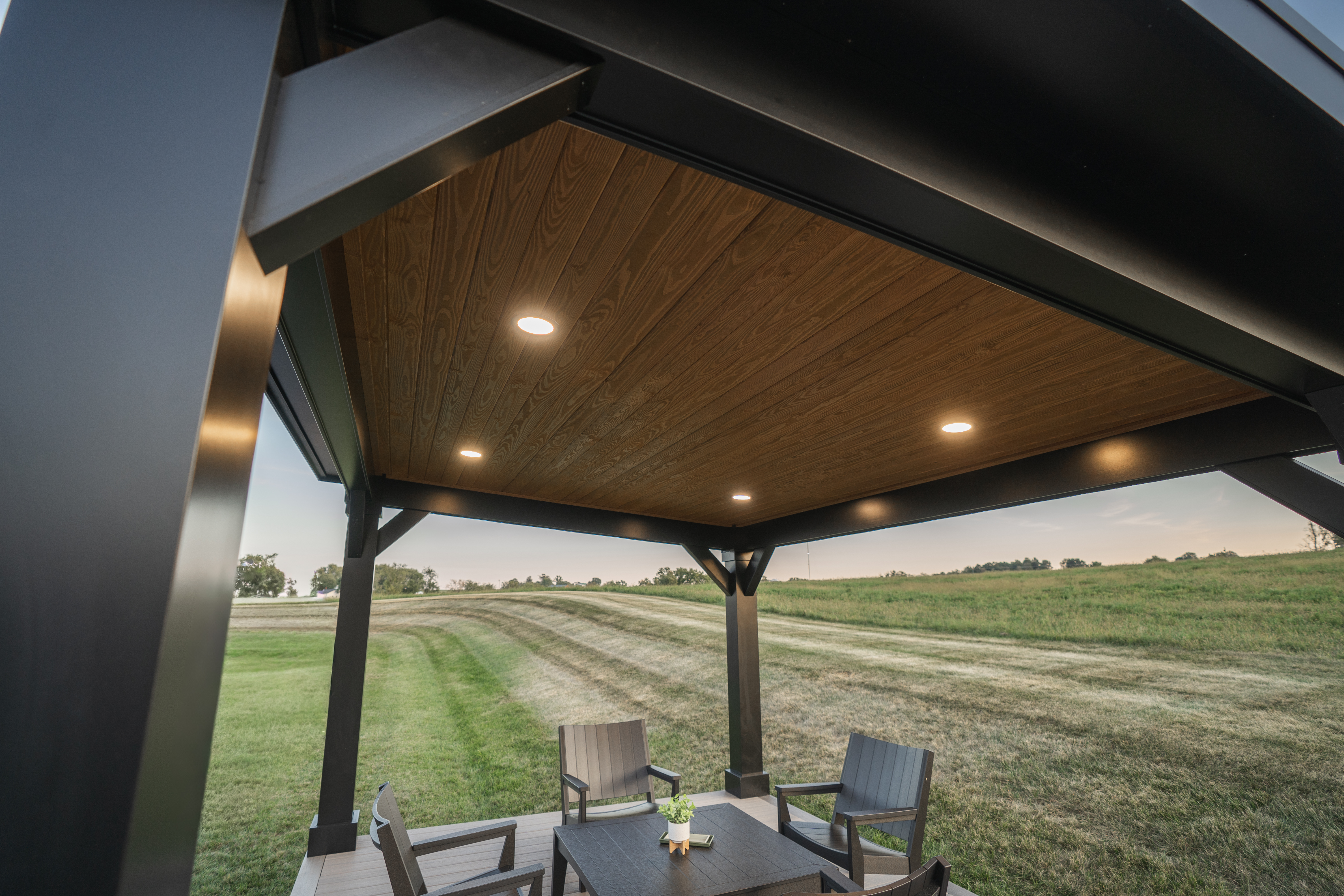Berlin Gardens Siena with cedartone ceiling sheathing