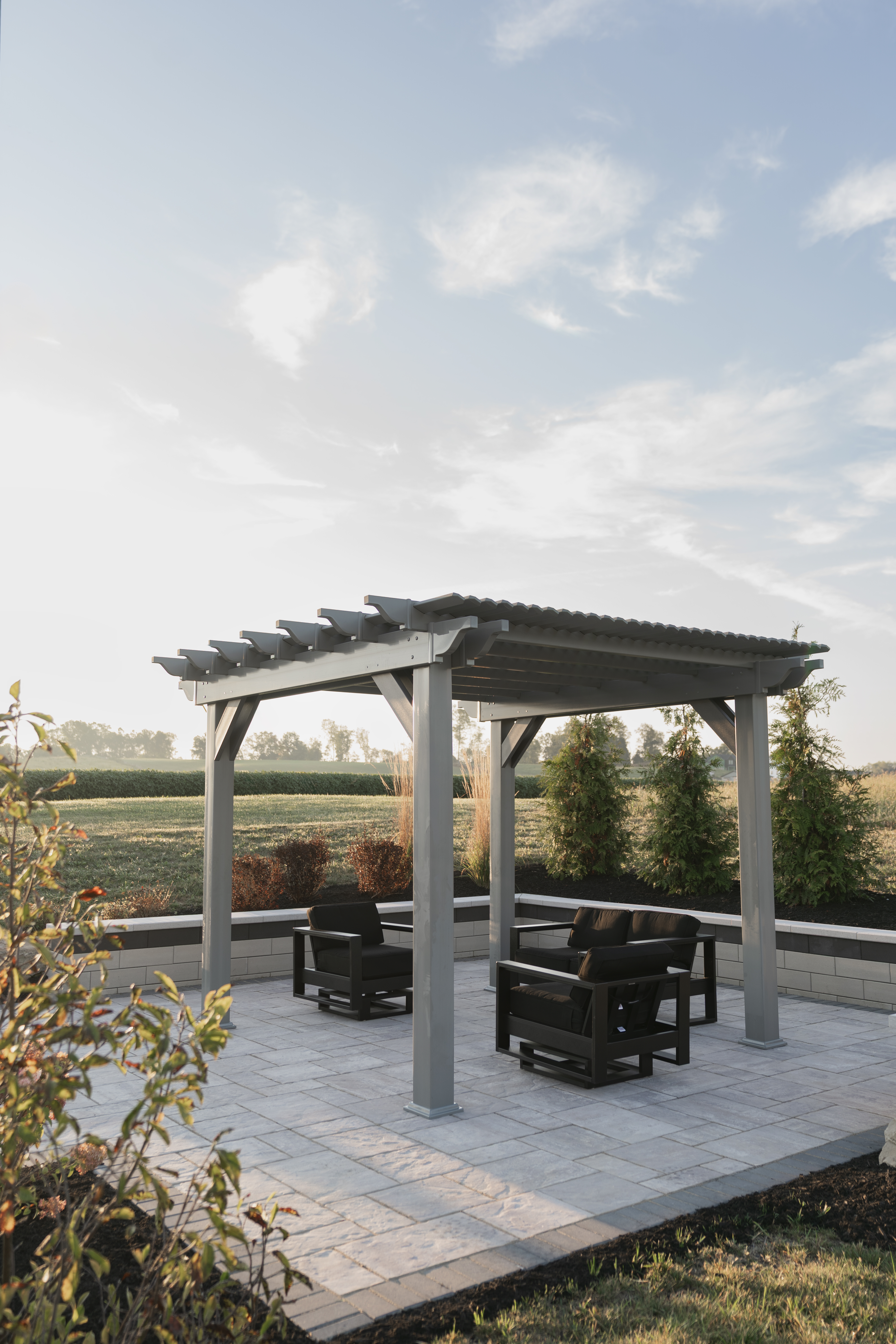 Slate gray Berlin Gardens Urbana vinyl pergola